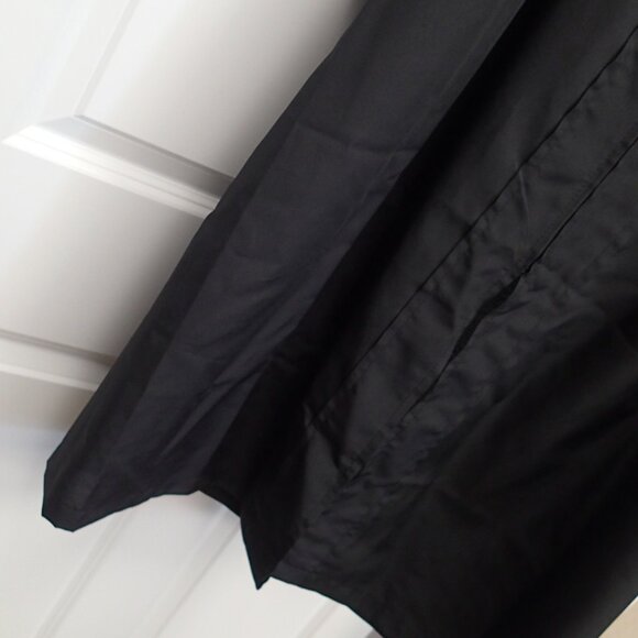 Black Graduation Gown - Picture 3 of 4